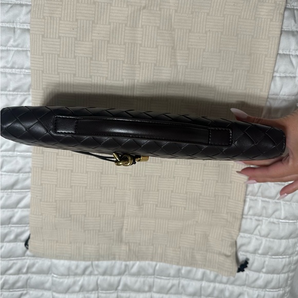 BOTTEGA VENETA Andiamo Clutch - Picture 4 of 8